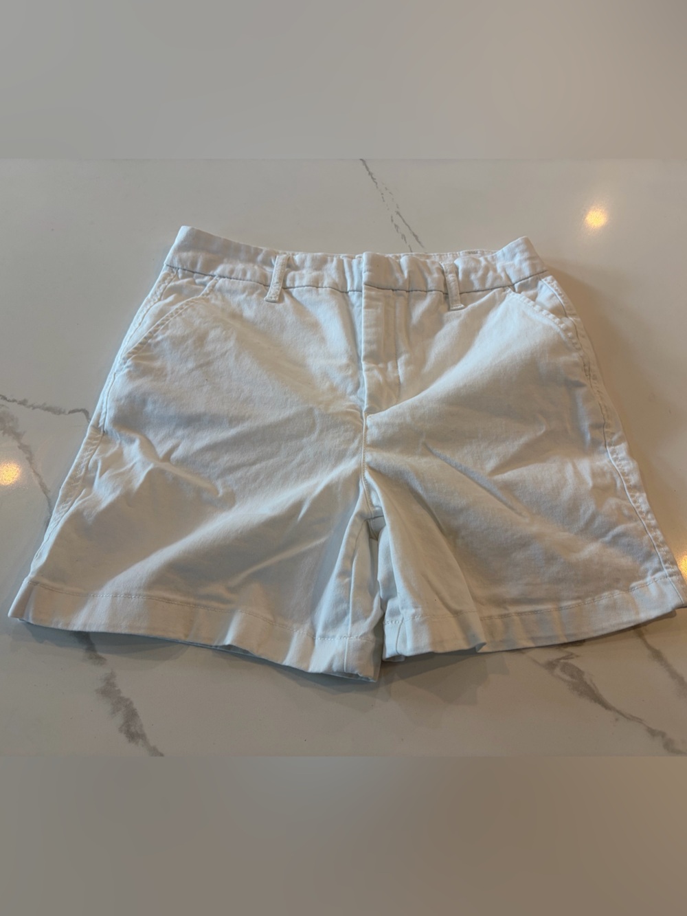 Gloria Vanderbilt White High-Waist Cotton Shorts - Size 6